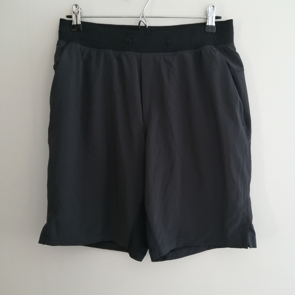 Lululemon Men's T.H.E. Short 9" Updated Lined Black Shorts Medium